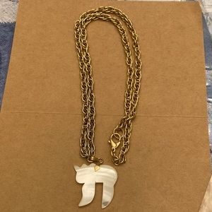 Mother-of -Pearl CHAI on 4mm thick/22”long Goldtone ROPE CHAIN NECKLACE